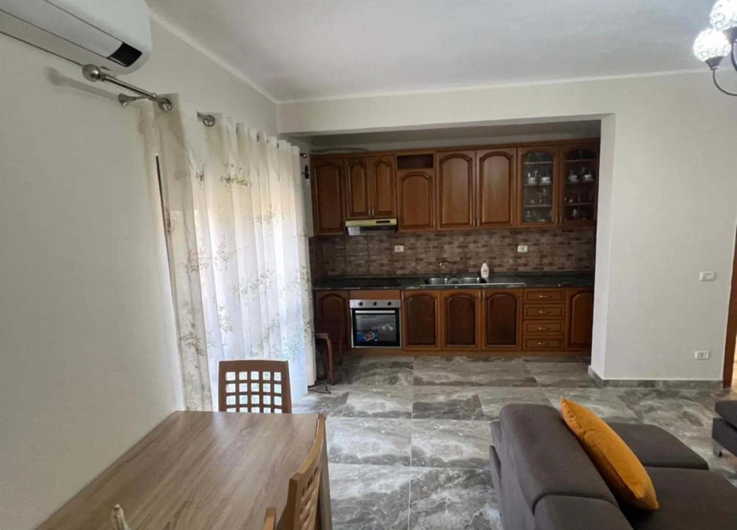 L4 Durres Cozy Apartment